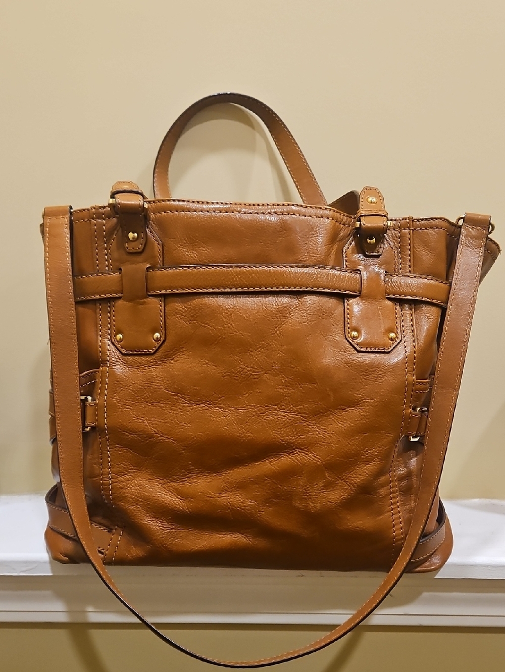 Michael Kors Gansevoort Large Leather Tote - Picture 12 of 16
